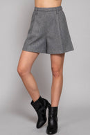 Pleated Shorts Gray