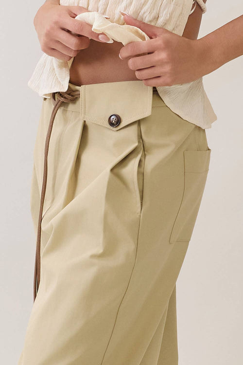 Ciara Bermuda Shorts Khaki